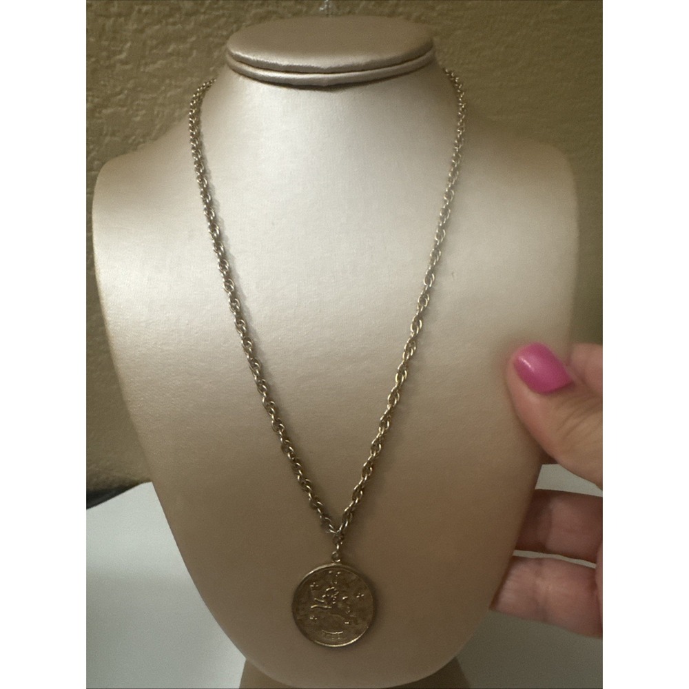 Sarah Coventry Leo Zodiac Pendant Necklace Vintage Gold Tone 1970's